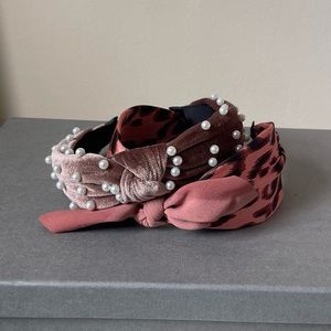 New, never worn headbands. Two-for-one deal.